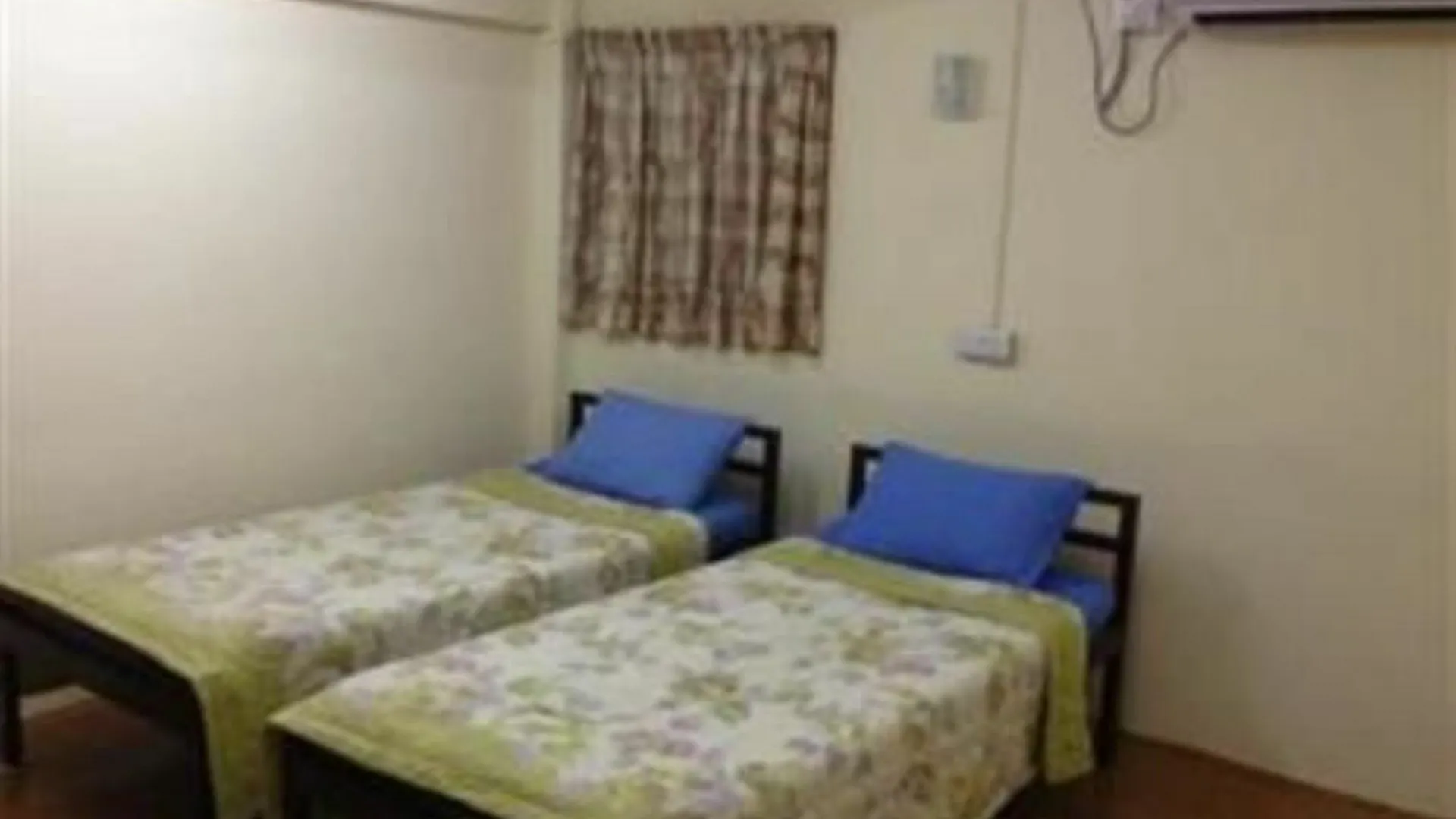 Hninn Si Budget Inn Rangoon Vandrerhjem