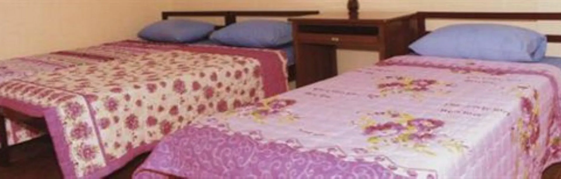 Hninn Si Budget Inn Rangoon Vandrerhjem